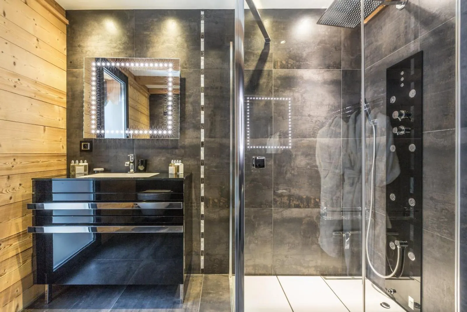 Апартаменты Chalet Cortina Luxury Living Winter Wonderland Кортина-д'Ампеццо